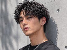 リット バイ フィフス 天文館店(Lit. by fifth)の雰囲気(ツイストスパイラルパーマ×センターパート)