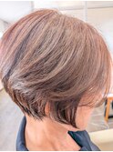 ショートボブ