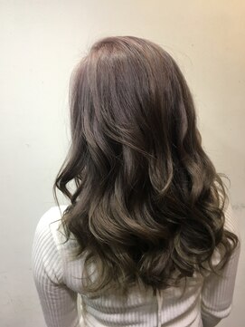 ヘアビューティースタジオ ラルガ(Hair beauty studio Raruga) 大人キレイ巻き髪