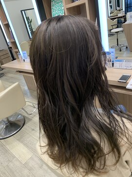 ディーボーイ 健軍店(D-BOY) ハイライトオリーブ