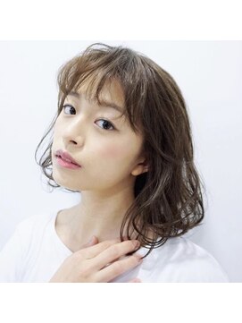 ラブクロムトーキョー オモテサンドウ(LOVECHROME OMOTESANDO) 外ハネボブ【表参道】【LOVECHROME】