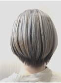 【新宿・TOMCAT】ホワイトグレー