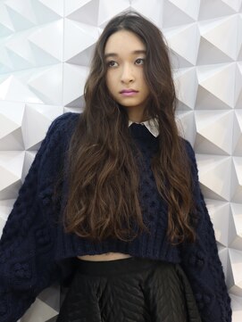 ポピンズ(poppins) ロングパーマ