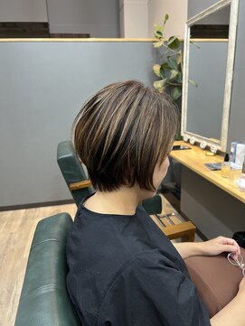 エニー 四条大宮(aNy) ハイライトを活かしたショート