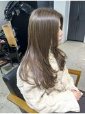 オリーブベージュ 艶カラー レイヤーカット