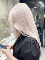 ソル ジングウマエ(SOL JINGUMAE)&nbsp;ホワイトベージュカラーダブルカラーグレージュカラーブリーチ