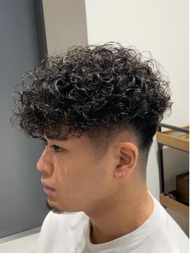 グルーマーズトウキョウ 渋谷店(GROOMER/S TOKYO) スペインカール