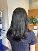 韓国風レイヤーカット × 艶ダークカラー