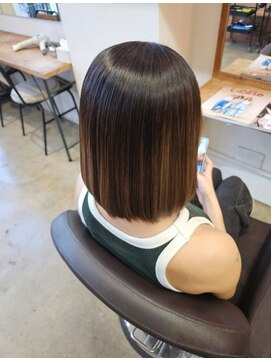 エイト オキナワ 沖縄新都心店(EIGHT okinawa) お客様スタイル_ブリーチ履歴×縮毛矯正【EIGHT　荒井】