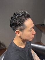 ビーダンディー(Bee dandy)&nbsp;ビジネスツーブロックパーマ ベリーショート オールバック