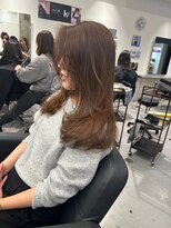 キング 高槻(K!ng)&nbsp;ハイライトカラーミルクティーベージュレイヤーカット