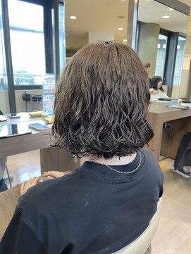 アウラ(AURA) ボブパーマ