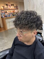 ヘアー モード 辰(HAIR MODE)&nbsp;ツイストスパイラルパーマ&メッシュカラー