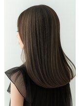 【新美髪革命】 酸熱トリートメントと極上縮毛矯正で素直な髪へ