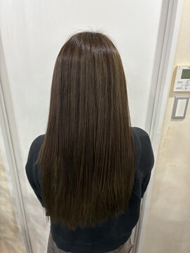 アイズ 渋沢(AIZU) ベージュカラー