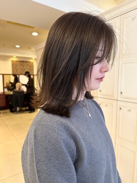 ガレリア オリジン(GALLARIA ORIGIN'S) 【miki】顔まわりレイヤー透明感カラーオリーブグレージュ30代