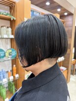 プランタンアヴェダ(printemps AVEDA)&nbsp;個性とおしゃれが際立つ大人ショート