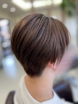 ローズ(Rose) 丸みのある大人ショート