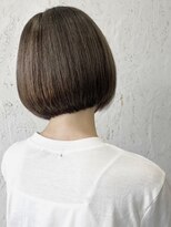 ザヘアメイクシェア(THE -HAIR MAKE SHARE-) まとまるヘーゼルグレージュボブ