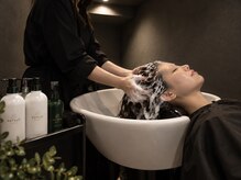 ヘアアンドメイク エジェリ(hair&make egerie)の雰囲気（ヘッドスパリニューアル！本気の頭皮のケア【白髪染め】）