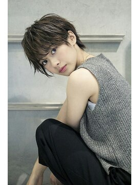 エイミー(Aimee) Aimee スモーキーグレー×ショート