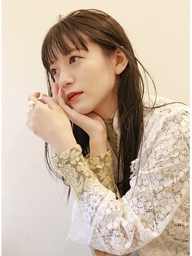 ウーフ(U-fu) ブラウンカラー/韓国風ヘア/ストレートヘア