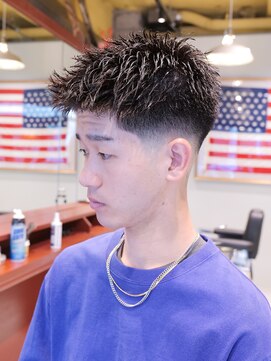 ローサムカットワークス(LOSOME CUT WORKS) フェードカット フェザーアップ ジェットモヒカン