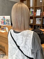 ニードバイスケール(NEED by SCALE) ベージュボブ