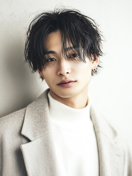 カットもパーマもイケメンパラダイス Men's天王寺 濡れ感センターパート束感マッシュ