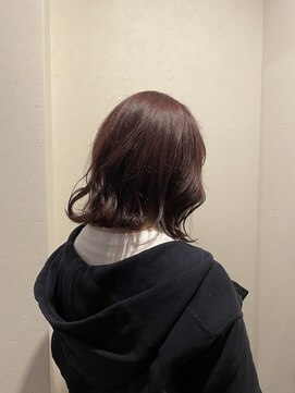 外はねボブ×艶感ボルドーブラウン