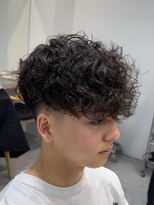 フィフスパーク(fifth PARK)&nbsp;渋谷スペインカールラルフカール刈り上げ高めツーブロックメンズ