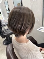 ピオニー(PEONY)&nbsp;ショートボブ×オリーブベージュ