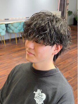 リ メイロ(Re.Meiro) 【メンズ/パーマ/眉毛/沖縄市/美里】シャドウマッシュ