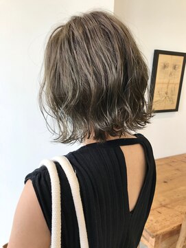 アテナ 六本松店(ATENA) 切りっぱなしボブ/オリーブグレージュ