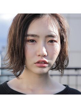 シーム(SEAM) ラフウェーブボブ