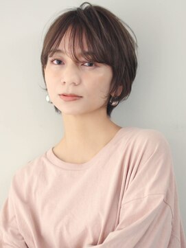 ルアン 上通り(ruen) 前髪長めひし形ショートヘア