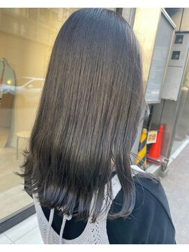 ユーア(yuur.) 暗髪艶カラー