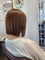 榮(Salon de 榮) ぱつんとボブ