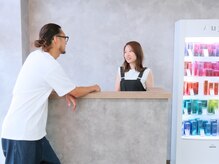 ラフメイカー(Laugh maker.)の雰囲気（2人で営業してます！沢山のご来店おまちしております。）