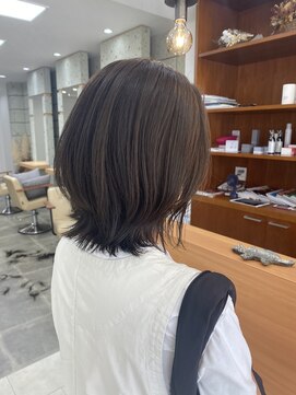 シンス(Since) オリーブグレージュ/くびれヘア/夏目寧々