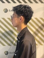 バーバーバー アカバネ(BARBER-BAR AKABANE)&nbsp;爽やかさに足す質感 ソフトツイストパーマ×ツーブロック#1