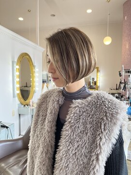 シャンプーボーイ 佐賀(SHAMPOO BOY) ボブ/ハイトーン/フェザーカット/ハイライト【ショートボブ】