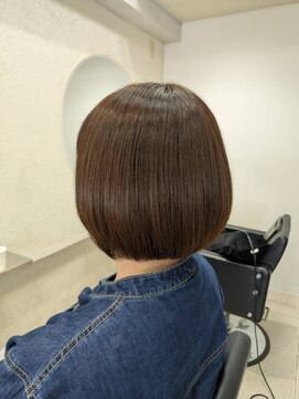 キュボス(Quvoth) ぱつっと丸みbob