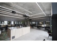 アワーズ 南青山(Our's)の雰囲気（[南青山/髪質改善/ケアブリーチ/ダブルカラー/前髪カット]）