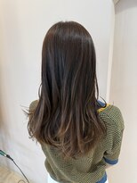 レジナヴィータ 栄(Reginavita)&nbsp;ベージュカラー、レイヤーカット