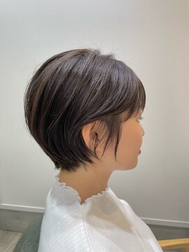 クーラペ(Cura Per hair garden) 耳かけショートヘア