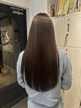 トロワエピ 表参道(Trois epis) さらつや秋ベージュブラウン/ミネコラ