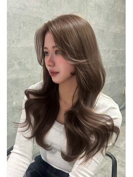 アンダーバーホワイト(_WHITE) 圧倒的透明感☆ 似合わせカット× 透明感グレージュ♪