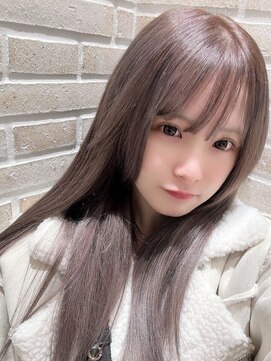 ユウハウス シュピネ(Yu House Choupinet) 暗いけど地味じゃないグレージュエクステ