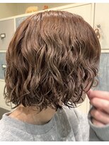 カグヤヒメシュヴシュール(kaguyahime cheveux sur) ボブパーマ